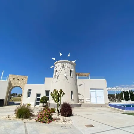Wavebreeze * Pafos